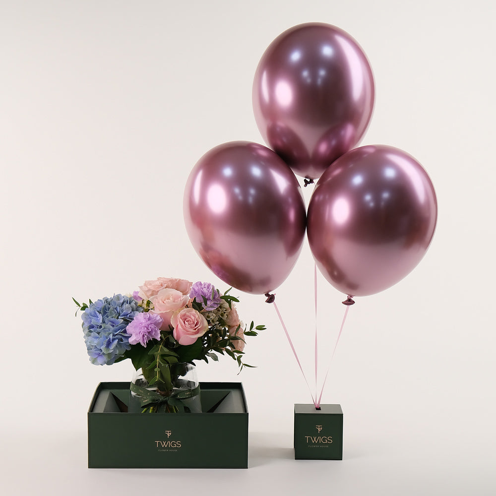 Pastel Dreams – Vase Arrangement & Balloons Bundle – A Luxurious Celebration of Elegance and Charm