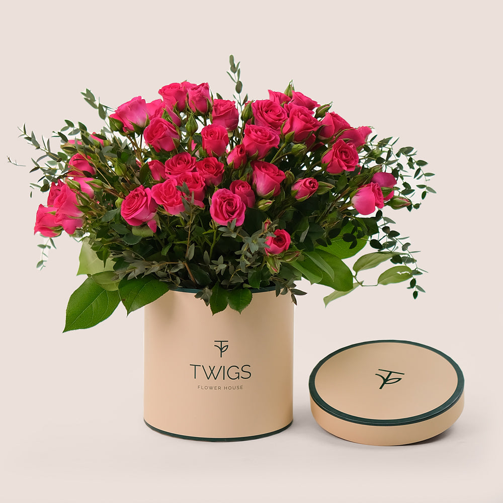 Deluxe Fuchsia Spray Roses Flower Box – A Bold and Elegant Floral Statement