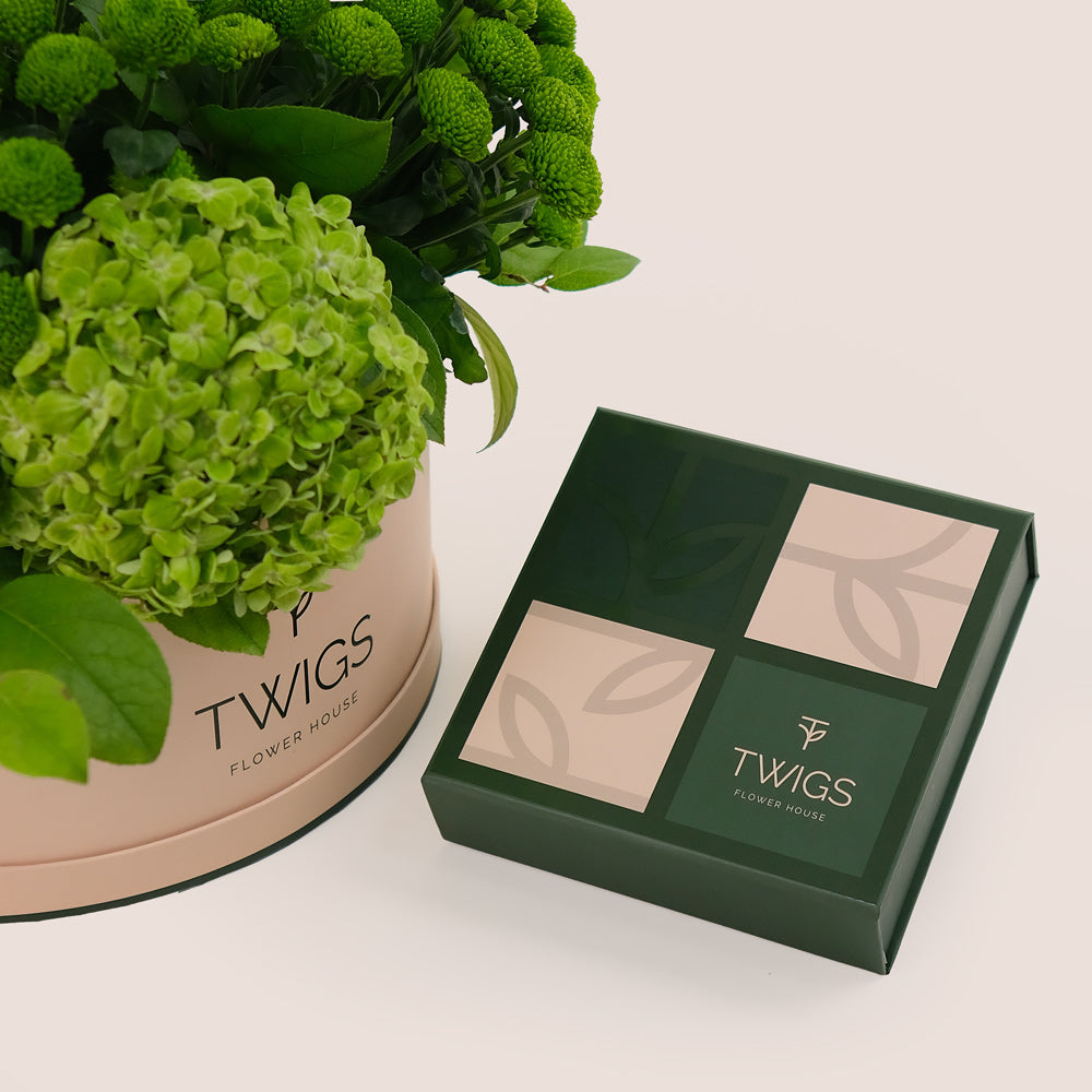 Grande Green Blooms Round Box & Chocolate Delights –  – A Luxurious Gift of Nature and Sweetness