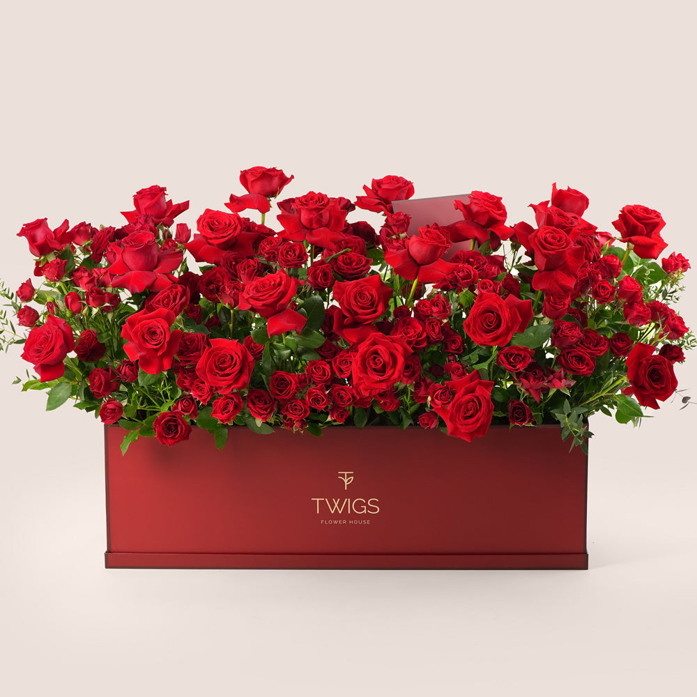 luxury red roses garden box valentine’s day flower delivery uae