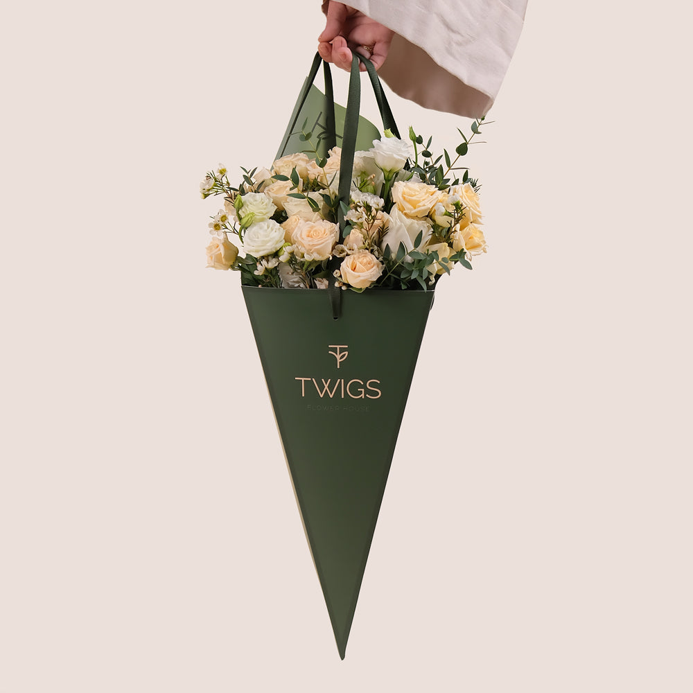 Ivory Bloom – An Elegant Mother's Day Bouquet