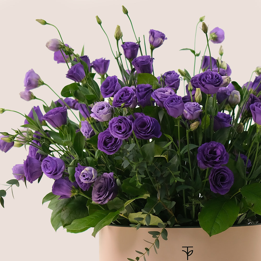 Grande Elegance – A Luxurious Round Box of Purple Lisianthus Flowers