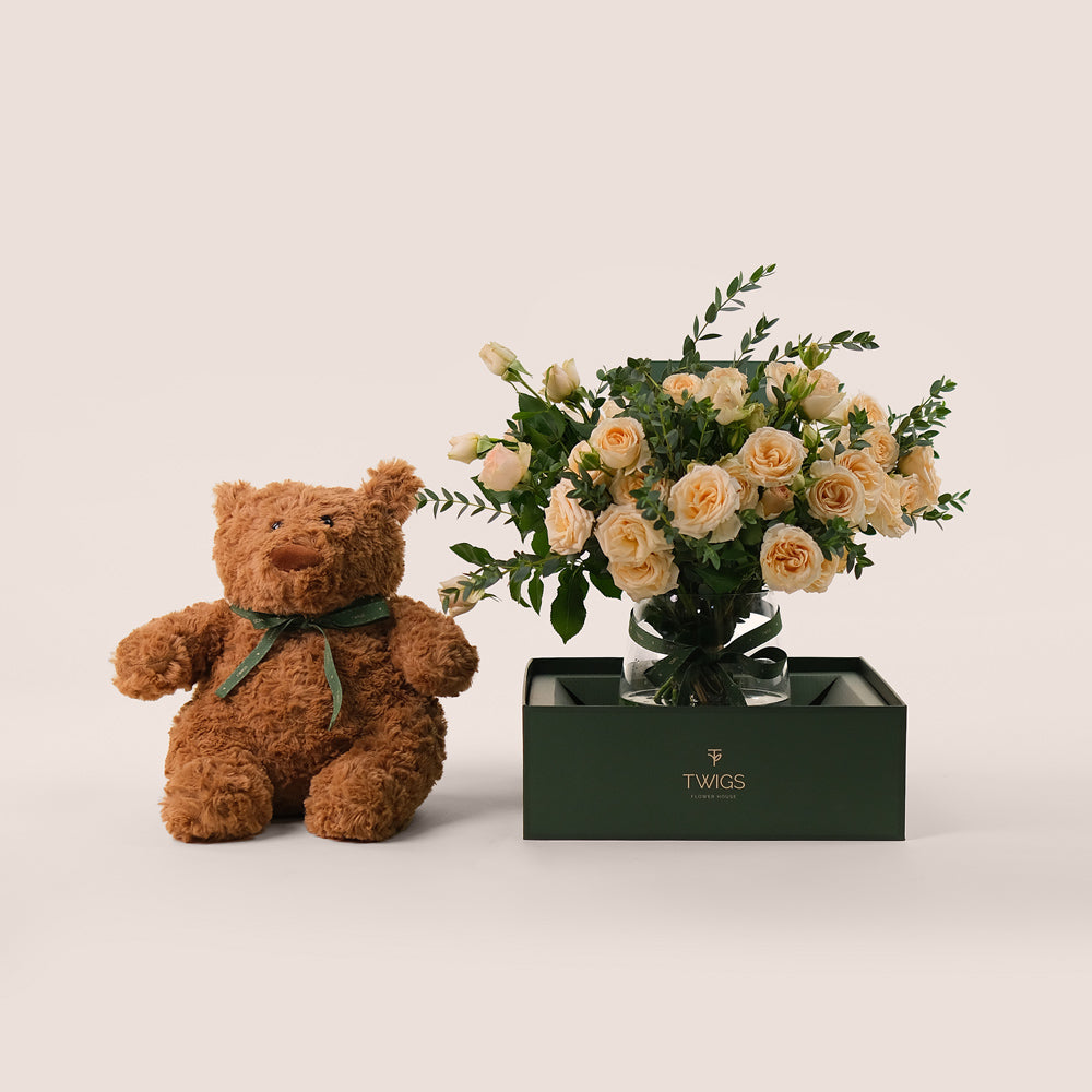 Cream Salinero Spray Roses Vase & Soft Teddy Bear Bundle – A Heartwarming Gift of Beauty and Comfort