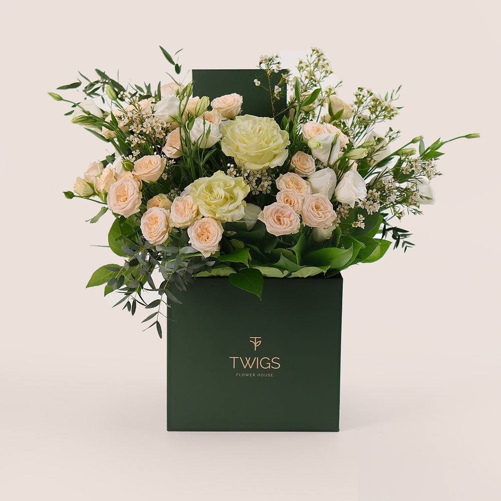 Pastels in a Chic Flower Box – A Timeless Floral Keepsake