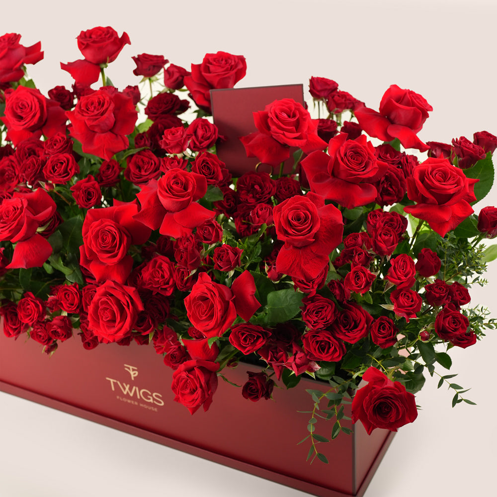 valentine’s day luxury red rose box floral gift uae